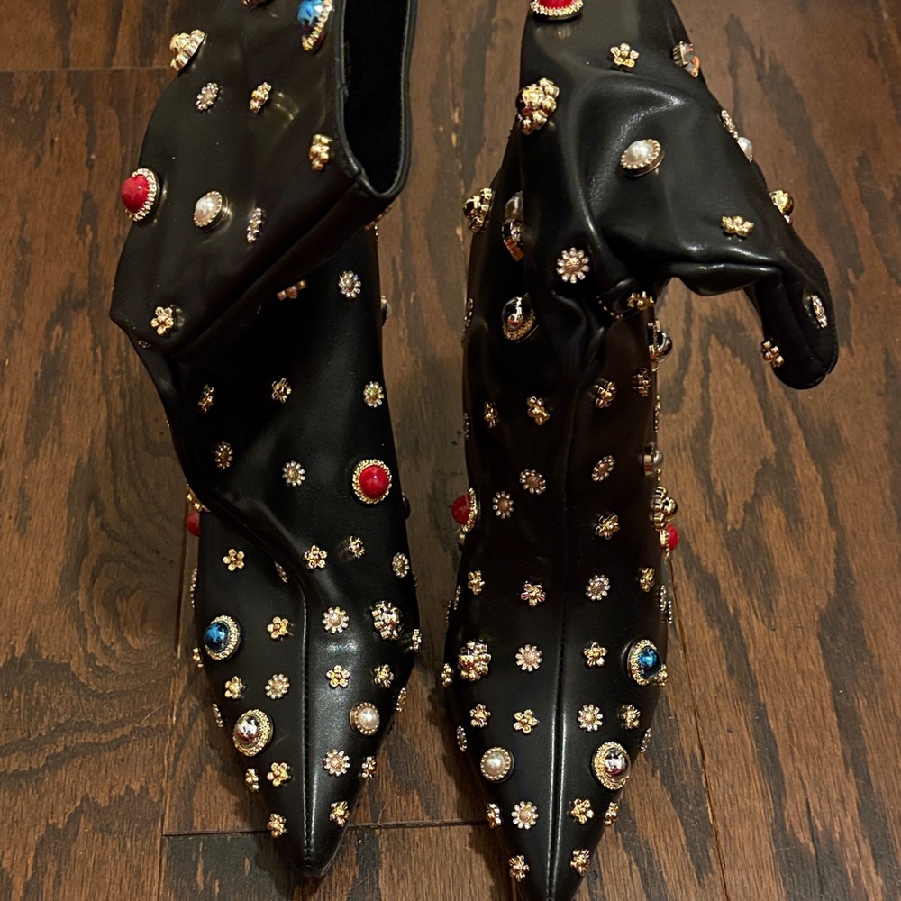 Brand new AKIRA Black Embellished Ankle Boots